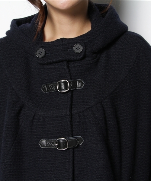 MILKFED.(ミルクフェド)の「GROSGRAIN PONCHO(ポンチョ・レディース・ベージュ/ネイビー・ONE SIZE)」の6枚目の写真