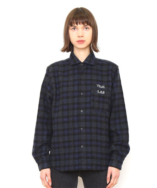 Design Tshirts Store graniph（デザイン　ティーシャツ　ストア　グラニフ）の「ウールブレンドシャツジャケット/タイムラグ（ブルゾン・メンズ・チャコール・SMALL/MEDIUM/LARGE）」の7枚目の写真