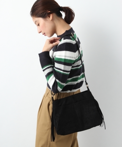 LEPSIM（レプシィム）の「フェイクスウェードフリンジショルダーバッグ　775772（ショルダーバッグ・レディース・ブラック/オレンジ/グリーン/キャメル・ONE SIZE）」の2枚目の写真