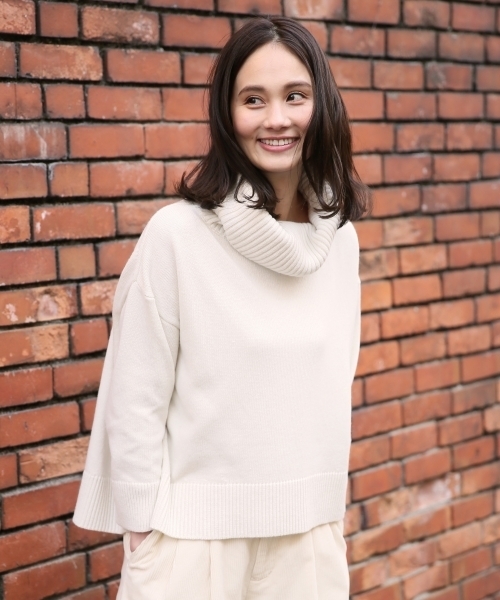 GLOBAL WORK(グローバルワーク)の「5ゲージタートルドルマンBIGプルオーバー/776968(ニット/セーター・レディース・ライトグリーン/イエロー/グレー/ピンク系その他/ホワイト/ブラック・LARGE/MEDIUM/SMALL)」の2枚目の写真