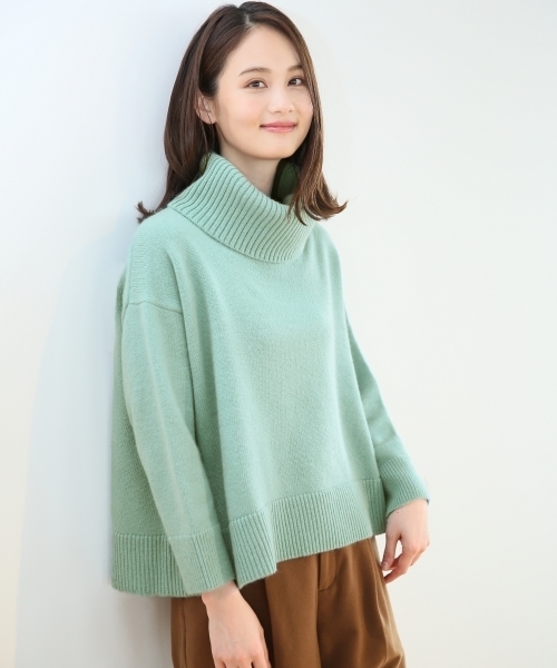 GLOBAL WORK(グローバルワーク)の「5ゲージタートルドルマンBIGプルオーバー/776968(ニット/セーター・レディース・ライトグリーン/イエロー/グレー/ピンク系その他/ホワイト/ブラック・LARGE/MEDIUM/SMALL)」の4枚目の写真