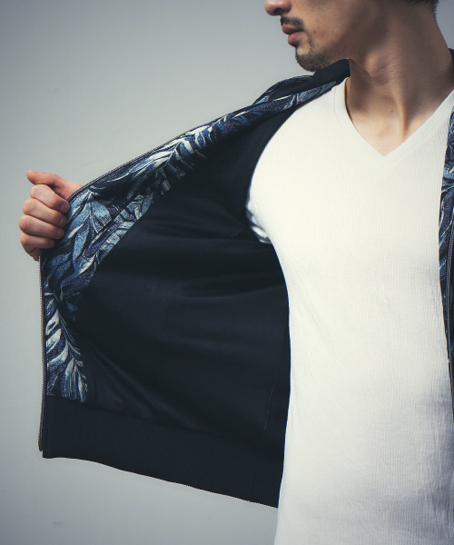 5351 POUR LES HOMMES(ゴーサンゴーイチプールオム)の「ゼブラリーフジャガードパーカー(Tシャツ/カットソー・メンズ・ブラック・44/46/48)」の5枚目の写真
