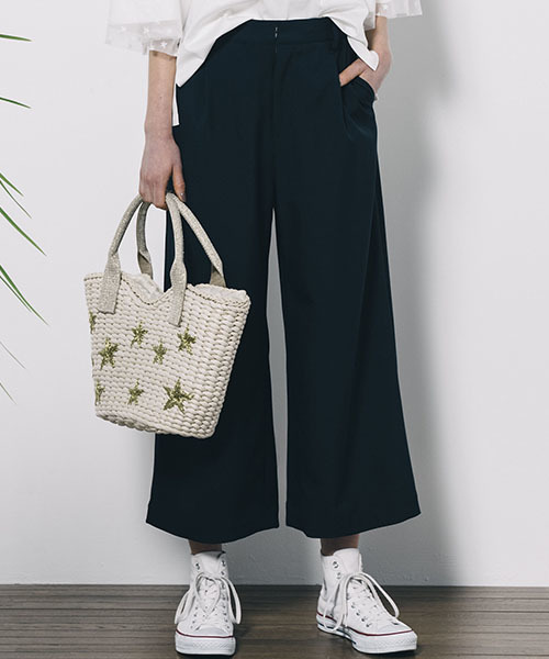 LIPSTAR(リップスター)の「超撥水加工ワイドパンツ(その他パンツ・レディース・ネイビー/イエロー/グレー/カーキ・M/S)」の3枚目の写真