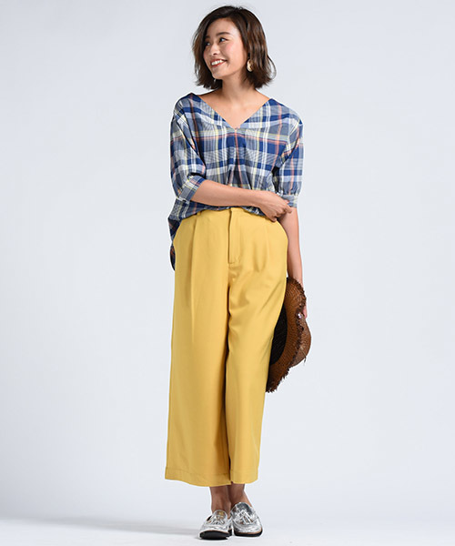 LIPSTAR(リップスター)の「超撥水加工ワイドパンツ(その他パンツ・レディース・ネイビー/イエロー/グレー/カーキ・M/S)」の7枚目の写真