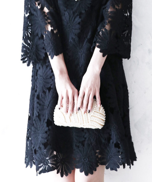 Cawaii カワイイ の 黒い花の美しいレースワンピース ドレス Wear