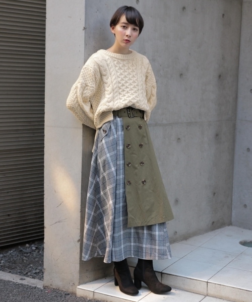 PAGEBOY（ページボーイ）の「プレミアムケーブルニット（ニット/セーター・レディース・ホワイト/ベージュ/パープル/グリーン/ブラック/ピンク/ライトベージュ・FREE）」の12枚目の写真