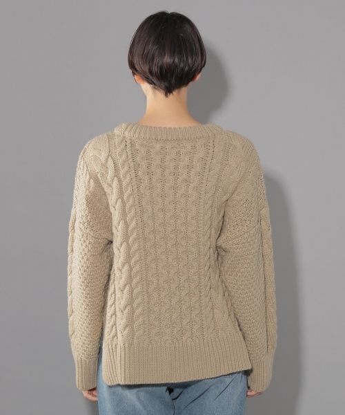 PAGEBOY（ページボーイ）の「プレミアムケーブルニット（ニット/セーター・レディース・ホワイト/ベージュ/パープル/グリーン/ブラック/ピンク/ライトベージュ・FREE）」の19枚目の写真