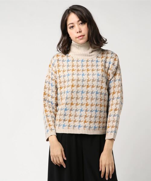 STYLEBLOCK（スタイルブロック）の「アクリルジャガードチェックタートルネックプルオーバー（ニット/セーター・レディース・ホワイト/グレー/モカ/ライトベージュ・M）」の4枚目の写真