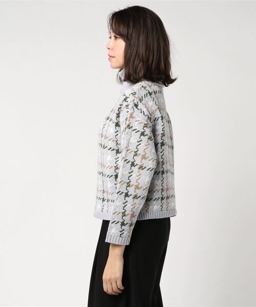 STYLEBLOCK（スタイルブロック）の「アクリルジャガードチェックタートルネックプルオーバー（ニット/セーター・レディース・ホワイト/グレー/モカ/ライトベージュ・M）」の5枚目の写真