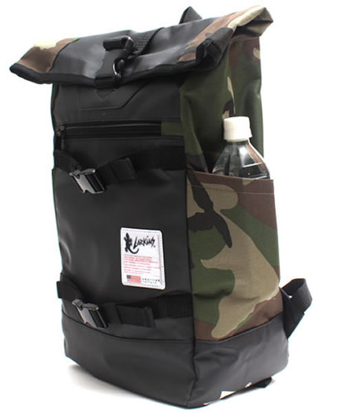 larkins(ラーキンス)の「LARKiNS(ラーキンス) ロールバックパック 20L LKPM-08(バックパック/リュック・メンズ・ブラック/ネイビー/カモフラージュ/ホワイト・ONE SIZE)」の12枚目の写真