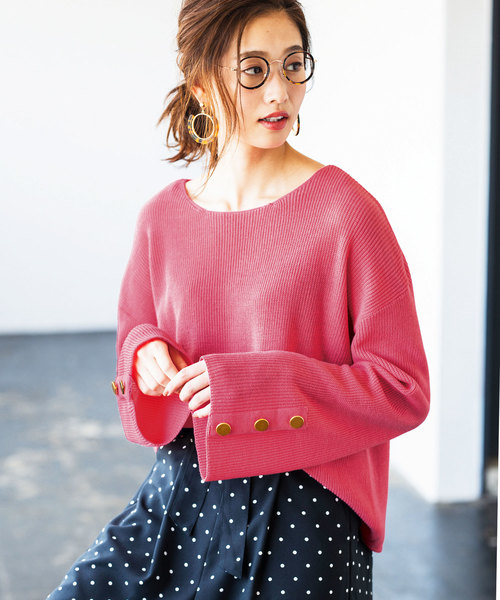 GeeRA(ジーラ)の「袖ボタンニット(ニット/セーター・レディース・オフホワイト/ピンク/ブラック・LARGE/MEDIUM/SMALL/X-LARGE)」の3枚目の写真