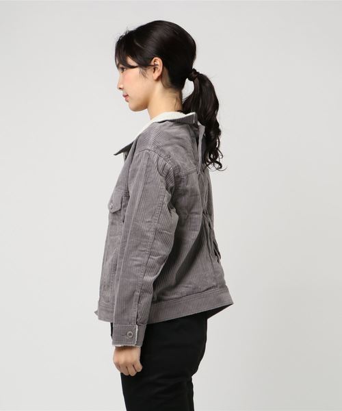 STYLEBLOCK（スタイルブロック）の「ボア使いバックレースアップジャケット（デニムジャケット・レディース・ゴールド/ピンクベージュ/グレイッシュベージュ・M）」の5枚目の写真