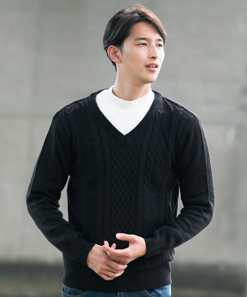 TopIsm(トップイズム)の「ケーブル編みVネックニットセーター(ニット/セーター・メンズ・ホワイト/ブラック/ネイビー/グレー/ブラック系その他・LL/M/L)」の1枚目の写真