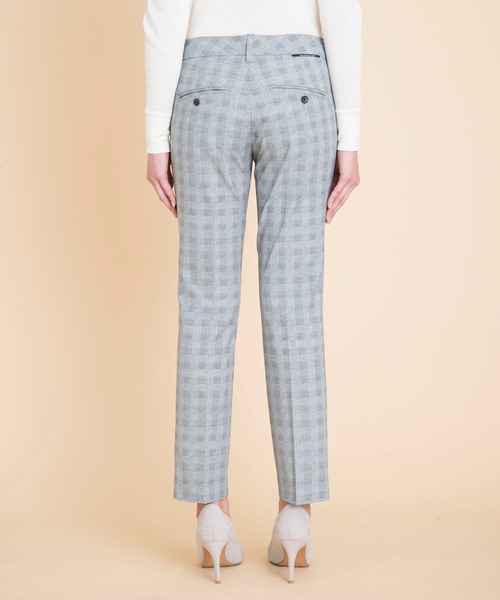 MARIEBELLE　JEAN（マリベルジーン）の「トラウザー テーパード ストレッチ BELLINI(ベリーニ)（スラックス・レディース・グレー系その他・24inch/25inch/26inch/27inch/23inch）」の2枚目の写真