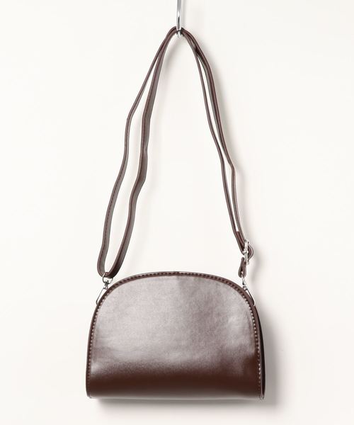 KOBE LETTUCE(コウベレタス)の「半円形フェイクレザーショルダーバッグ(ショルダーバッグ・レディース・ブラック/ブラウン/ブラウン系その他・FREE)」の3枚目の写真