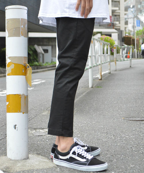 Dickies（ディッキーズ）の「別注：Dickies/ ディッキーズ コットン ストレッチ 8分丈イージーパンツ（チノパンツ・メンズ・ブラック/ネイビー/ベージュ/ホワイト・M/XL/L/S）」の5枚目の写真