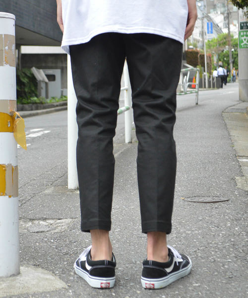 Dickies（ディッキーズ）の「別注：Dickies/ ディッキーズ コットン ストレッチ 8分丈イージーパンツ（チノパンツ・メンズ・ブラック/ネイビー/ベージュ/ホワイト・M/XL/L/S）」の6枚目の写真