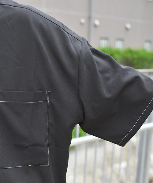 kutir(クティール)の「ウルトラルーズ半袖シャツ(シャツ/ブラウス・メンズ・ライトグレー/ブラック/ベージュ/グレー/ライトベージュ・MEDIUM/LARGE/X-LARGE)」の10枚目の写真