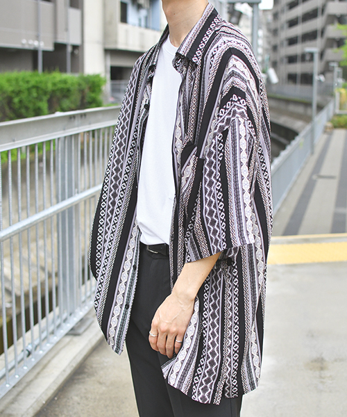 kutir(クティール)の「ウルトラルーズ半袖シャツ(シャツ/ブラウス・メンズ・ライトグレー/ブラック/ベージュ/グレー/ライトベージュ・MEDIUM/LARGE/X-LARGE)」の8枚目の写真