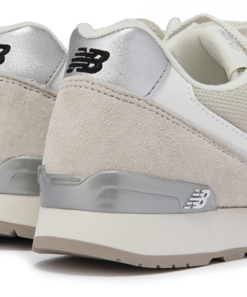 BEAUTY&YOUTH UNITED ARROWS(ビューティーアンドユースユナイテッドアローズ)の「BYBC new balance WR996 スニーカー/ベージュ・ネイビー §§(スニーカー・レディース・ネイビー/ベージュ・24.5cm/24cm/25cm/23.5cm/23cm)」の6枚目の写真