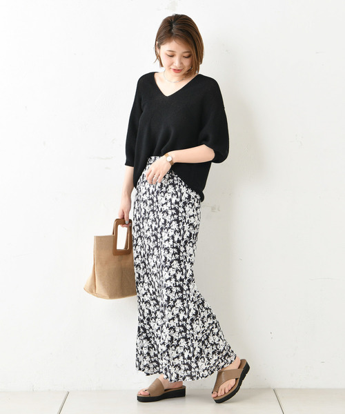 DouDou(ドゥドゥ)の「フラワープリントスカート(スカート・レディース・ブラック/ピンク/グリーン・38/36)」の14枚目の写真