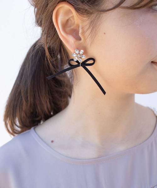 flower（フラワー）の「ジュエルリボンピアス（ピアス（片耳用）・レディース・ブラック・FREE）」の5枚目の写真