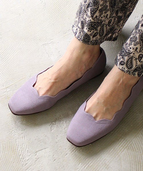 JELLY BEANS（ジェリービーンズ）の「【Made in Japan】フラワーカットスクエアトゥフラット(130-3420)JELLY BEANS(ジェリービーンズ)（パンプス・レディース・ブラック/ブラウン/グリーン/ラベンダー・23/24/22.5/24.5/23.5）」の6枚目の写真