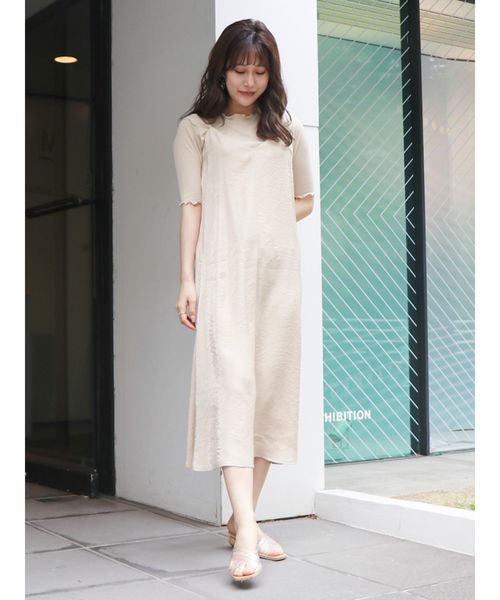 dazzlin（ダズリン）の「サテンＶキャミワンピース（ワンピース・レディース・オフホワイト/ピンク/グリーン/ブラウン/ベージュ・FREE）」の8枚目の写真