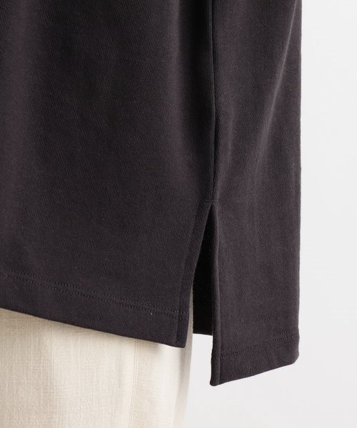 Champion(チャンピオン)の「【champion】クルーネックロゴT(Tシャツ/カットソー・レディース・オフホワイト/ブラック・02)」の4枚目の写真