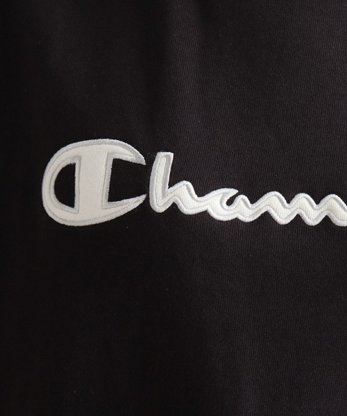Champion(チャンピオン)の「【champion】クルーネックロゴT(Tシャツ/カットソー・レディース・オフホワイト/ブラック・02)」の8枚目の写真