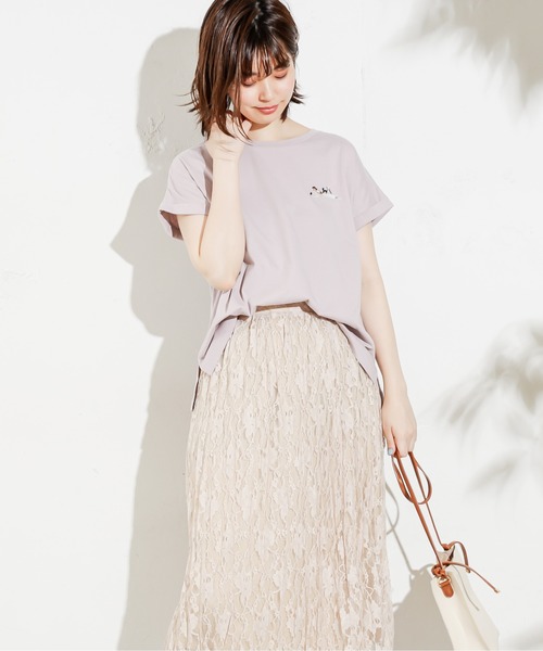 natural couture（ナチュラルクチュール）の「HOMEミニガール刺繍T（Tシャツ/カットソー・レディース・オフホワイト/ラベンダー/ナチュラル/スミクロ・FREE）」の18枚目の写真