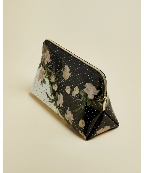 Ted Baker リボン メイクアップポーチ Ｌ Ted Baker（テッドベーカー）の「HAIYLEY リボン付き PV コスメ