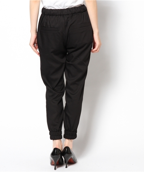 Tiara（ティアラ）の「裾ゴムイージーパンツ（その他パンツ・レディース・ブラック/ベージュ/ネイビー・2/3）」の6枚目の写真