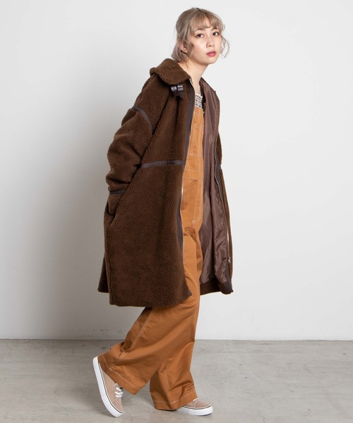 WEGO（ウィゴー）の「WEGO/パイピングフライトロングコート（ムートンコート・レディース・ホワイト/ブラウン・FREE）」の3枚目の写真