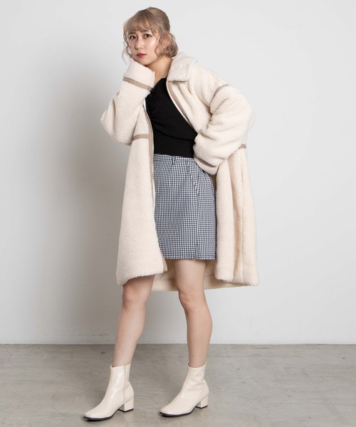 WEGO（ウィゴー）の「WEGO/パイピングフライトロングコート（ムートンコート・レディース・ホワイト/ブラウン・FREE）」の7枚目の写真