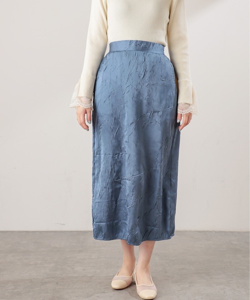 natural couture(ナチュラルクチュール)の「ちょっとモードなワッシャーサテンスカート(スカート・レディース・ブラック/ブルー/アイボリー・FREE)」の13枚目の写真