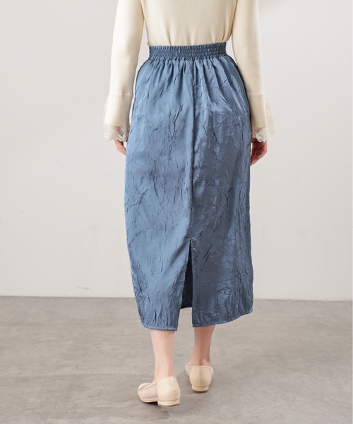 natural couture(ナチュラルクチュール)の「ちょっとモードなワッシャーサテンスカート(スカート・レディース・ブラック/ブルー/アイボリー・FREE)」の15枚目の写真