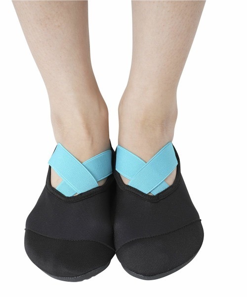 BENETTON (UNITED COLORS OF BENETTON)（ベネトンユナイテッドカラーズオブベネトン）の「【BENETTON / ベネトン】レディースアクアシューズ / ビーチサンダル（サンダル・レディース・ブルー/カーキ/ブラック×ピンク/ピンク/ライトグリーン/ブラック×ブルー・MEDIUM/LARGE）」の19枚目の写真