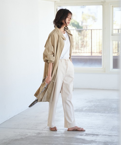 RIVE DROITE（リヴドロワ）の「ペーパータフタポンチョコート（ナイロンジャケット・レディース・ベージュ/ネイビー・FREE）」の21枚目の写真