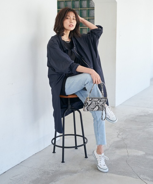 RIVE DROITE（リヴドロワ）の「ペーパータフタポンチョコート（ナイロンジャケット・レディース・ベージュ/ネイビー・FREE）」の22枚目の写真