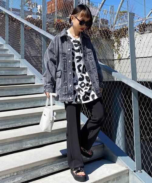 PAGEBOY（ページボーイ）の「BIGTシャツSS（Tシャツ/カットソー・レディース・グレイッシュベージュ/ブラック/オフホワイト/レオパード・FREE）」の11枚目の写真