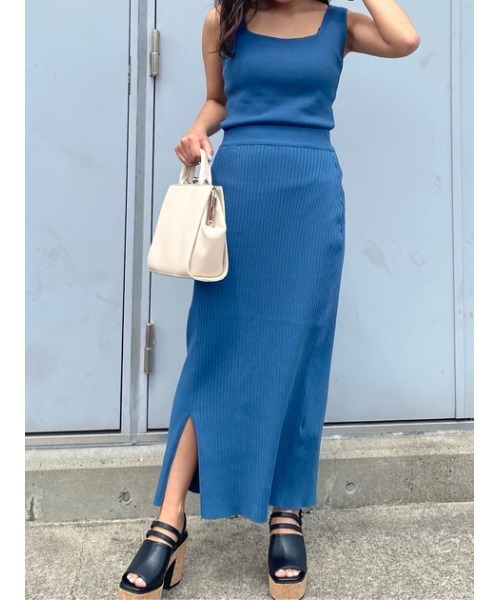 AZUL by moussy（アズールバイマウジー）の「CROSS STRAP DEGIGN SANDALS/クロスストラップデザインサンダル（サンダル・レディース・ブラック/ライトベージュ・SMALL/MEDIUM/LARGE）」の21枚目の写真