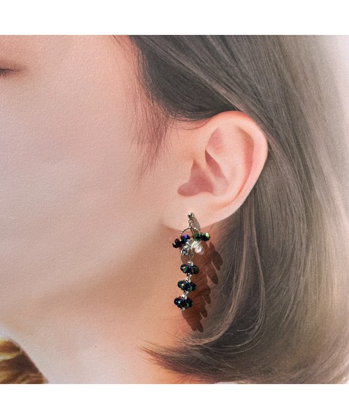 tone(トーン)の「【-lensa-】キラキラ3色のフラワーピアス(MA)(ピアス(両耳用)・レディース・シルバー・FREE)」の5枚目の写真