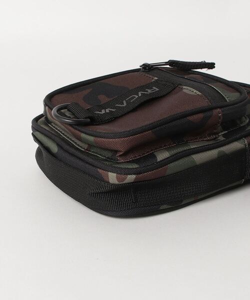 RVCA(ルーカ)の「RVCA メンズ UTILITY POUCH バッグ【2021年夏モデル】/ルーカショルダーポーチ(ショルダーバッグ・メンズ・カモフラージュ・FREE)」の2枚目の写真