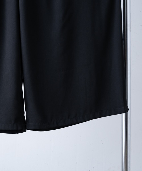 ln fortis(ロンフォルティス)の「ln fortis - 3タックドレープロングスカンツ(スカート・メンズ・ブラック/チャコールグレー・SMALL/MEDIUM)」の12枚目の写真