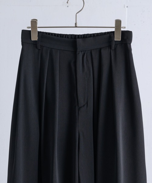 ln fortis(ロンフォルティス)の「ln fortis - 3タックドレープロングスカンツ(スカート・メンズ・ブラック/チャコールグレー・SMALL/MEDIUM)」の20枚目の写真