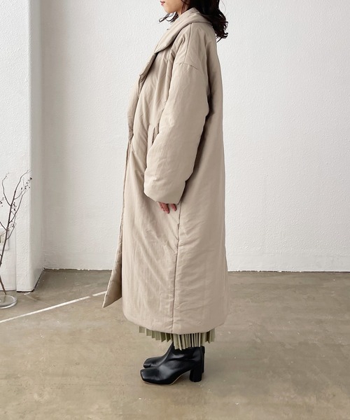 Shelly island（シェリーアイランド）の「中綿オーバーサイズロングコート（その他アウター・レディース・ホワイト/ライトグレー/モカ・M）」の14枚目の写真