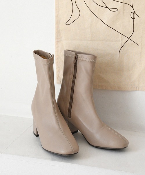 NOFALL（ノーフォール）の「スクエアトゥストレッチミドルブーツ（ブーツ・レディース・ブラック/アイボリー/グレイッシュベージュ/ダークブラウン・L/S/3L/LL/M/SS）」の4枚目の写真