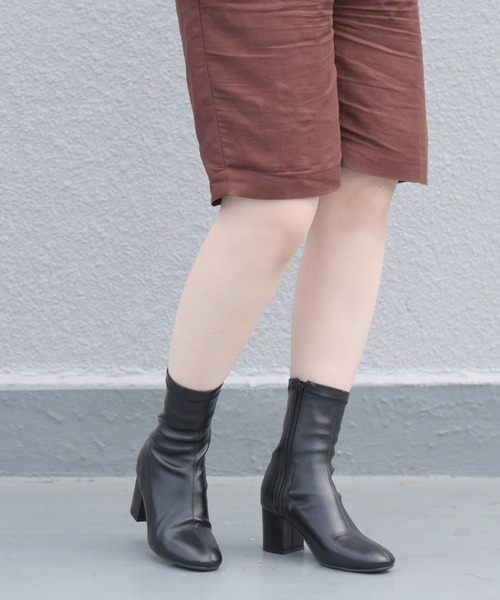 NOFALL（ノーフォール）の「スクエアトゥストレッチミドルブーツ（ブーツ・レディース・ブラック/アイボリー/グレイッシュベージュ/ダークブラウン・L/S/3L/LL/M/SS）」の15枚目の写真