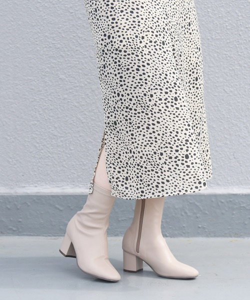 NOFALL（ノーフォール）の「スクエアトゥストレッチミドルブーツ（ブーツ・レディース・ブラック/アイボリー/グレイッシュベージュ/ダークブラウン・L/S/3L/LL/M/SS）」の9枚目の写真